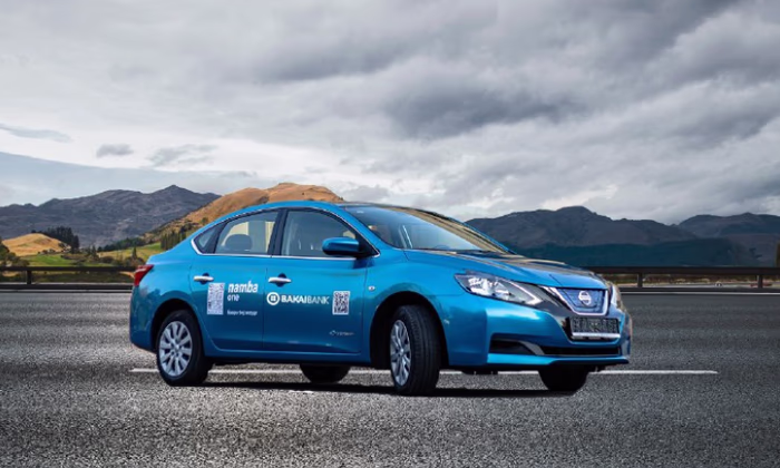 В рамках «зеленого» проекта в Бишкеке появились такси-электрокары