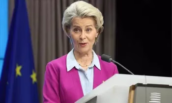 Чиновникам Евросоюза повышают зарплаты каждые полгода