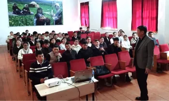 В Таласской области прошли гостевые лекции для старшеклассников