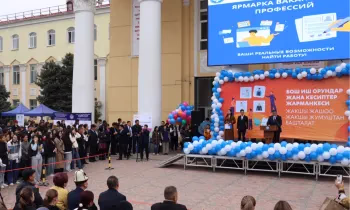 В Бишкеке открылась ярмарка вакансий: 5 тысяч предложений от 60 компаний