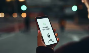 Мировая практика: Самым дорогим каналом для отправки денежных переводов остаются банки