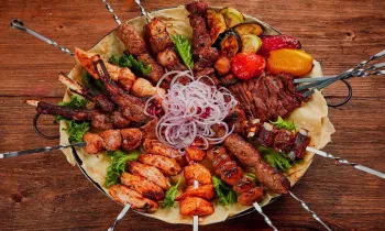 Сколько стоит майский шашлык на компанию из восьми человек