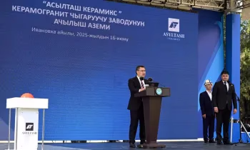 Садыр Жапаров: Кыргызстандын экономикасына 100дөн ашык миллионерлер салым кошту