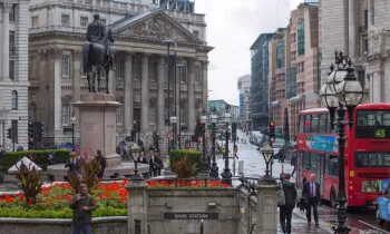 Шестеро против трех на Треднидл-стрит: Банк Англии сохранил размер ключевой ставки