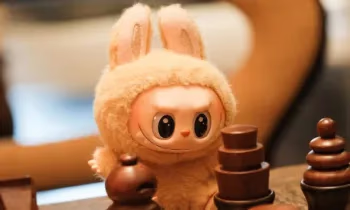 Игрушки Labubu под ударом: Акции Pop Mart рухнули после критики в китайских СМИ