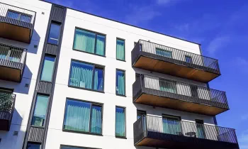 Бишкек, Ошто турак үйлөрдүн кымбатташы жер тилкелердин жетишсиздиги менен түшүндүрүлөт