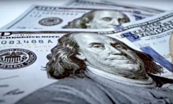 Срок вывоза неветхих наличных долларов США комбанками Кыргызстана продлен