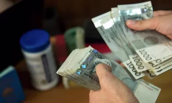 Средняя зарплата в Кыргызстане превысила 42,6 тысячи сомов