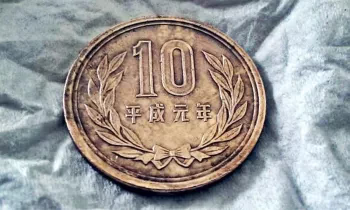 Почему монеты номиналом 10 иен стали угрозой для японских крематориев