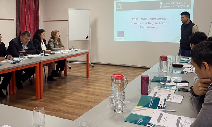 В НБ КР прошел семинар на тему исламского банкинга