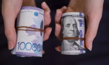 Почему обменные бюро Казахстана теряют прибыль?