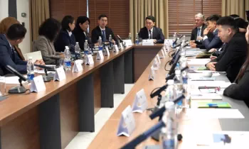 В Нацбанке КР прошла презентация учебного пособия по финансовой грамотности для мигрантов