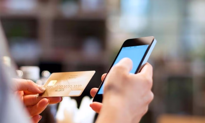 Российские банки начали уточнять родственную связь при переводе денег