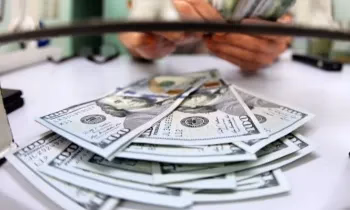 Приток денежных переводов в КР за 10 месяцев достиг почти 3 млрд долларов