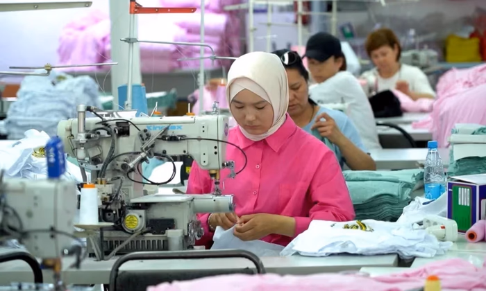 Для швейной и текстильной отрасли в Кыргызстане снизили налоги и страховые взносы