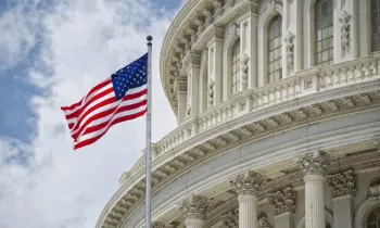 Кыргызстанга жана дагы 74 өлкөгө АКШнын иммиграциялык визасын берүү белгисиз мөөнөткө токтотулат