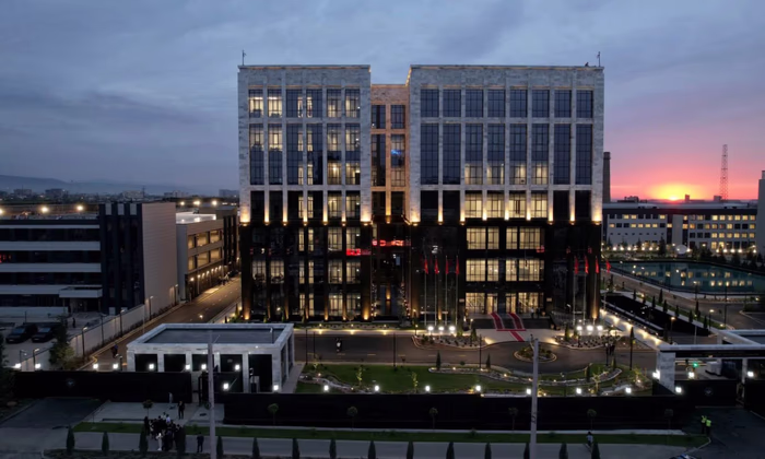 Владелец сети ломбардов арестован по обвинению в незаконной деятельности