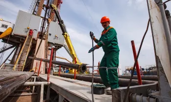 Рынок труда: где сегодня есть работа и сколько платят