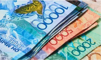 Улуттук банк казак теңгеси менен операцияларга коюлган убактылуу чектөөнү узартты