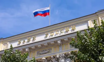 Банк России седьмой раз подряд снизил ключевую ставку