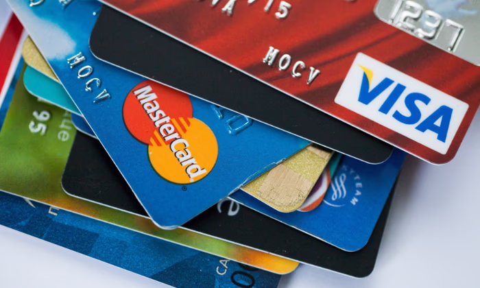 Как иностранцам получить карту Visa и Mastercard в Кыргызстане