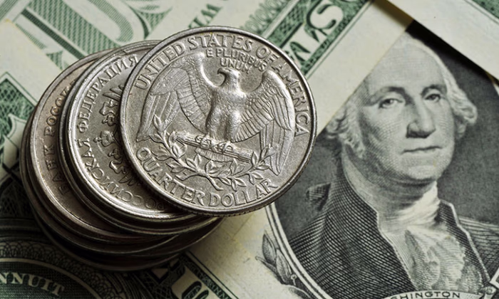 «Американские горки» доллара в Кыргызстане