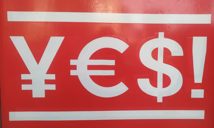 Доллар в КР вернулся к позициям 23 февраля