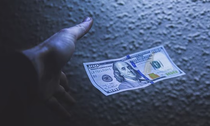 Гражданин России оштрафован в Оше за теневой обмен валюты