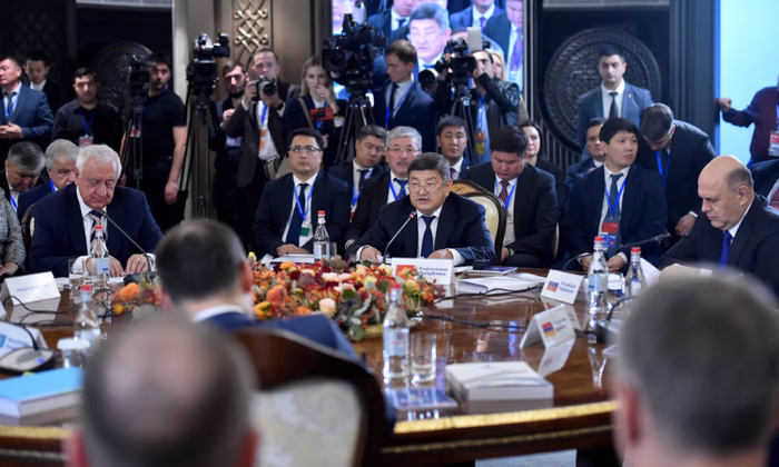 За 7 месяцев товарооборот КР со странами ЕАЭС составил 2,5 млрд долларов