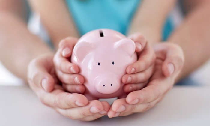 #WorldSavingsDay: Разбей копилку и открой детский депозит