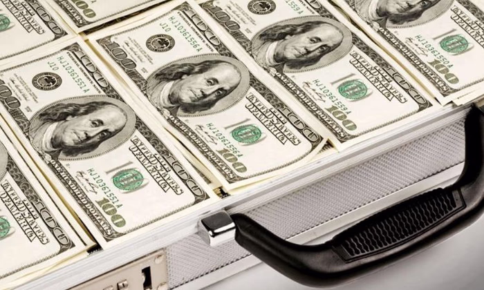 Кыргызстан получит почти полмиллиарда долларов