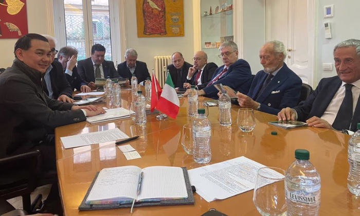 Деловые круги Италии заинтересованы в коммерческих связях с компаниями КР