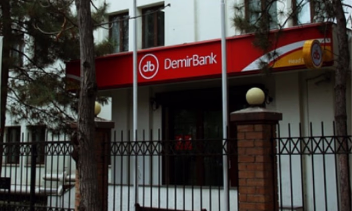 DemirBank открыл счета для сбора средств для пострадавших в Турции