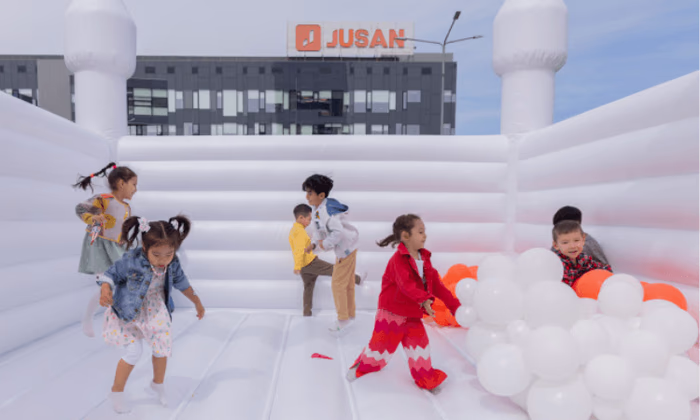 Jusan Bank поддержал выпуск книги по финансовой грамотности для детей