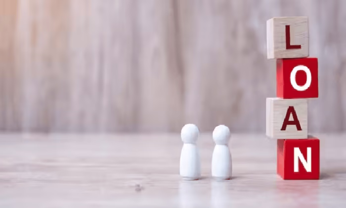 Друг нашей семьи просит мужа стать поручителем в банке. Опасно ли это?