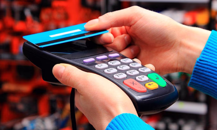 Какие положительные эффекты для экономики КР дают безналичные платежи