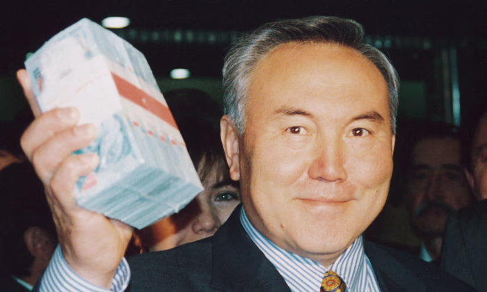 День тенге, или «Биография» одной из самых «экипированных» валют мира