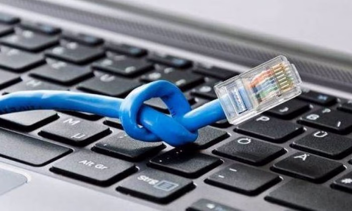 «Халык Банк»: Обслуживание карт «Элкарт» и «Мир» временно недоступно