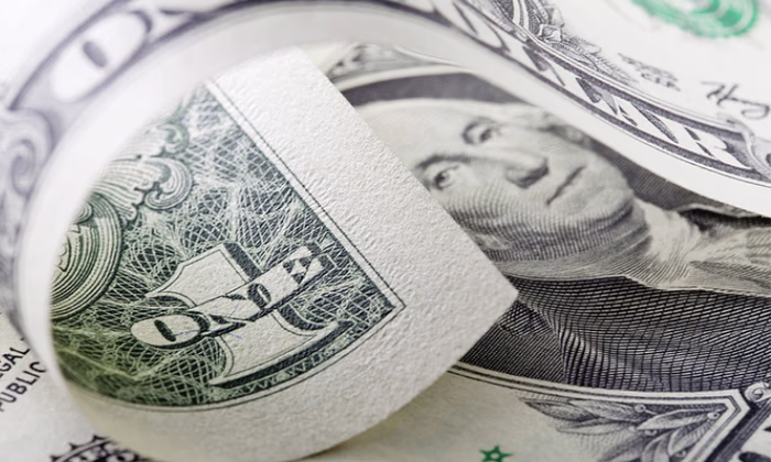 Нацбанк провел третью интервенцию года по продаже инвалюты