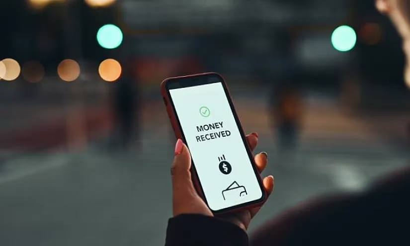 Мировая практика: Самым дорогим каналом для отправки денежных переводов остаются банки