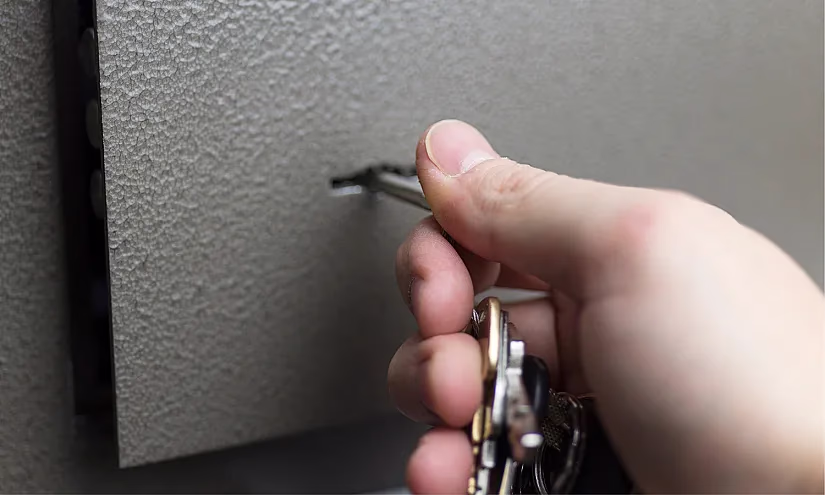 Кыргызстанда банк тармагындагы алдамчылыкка каршы чараларды күчөтүүнү сунуштоодо