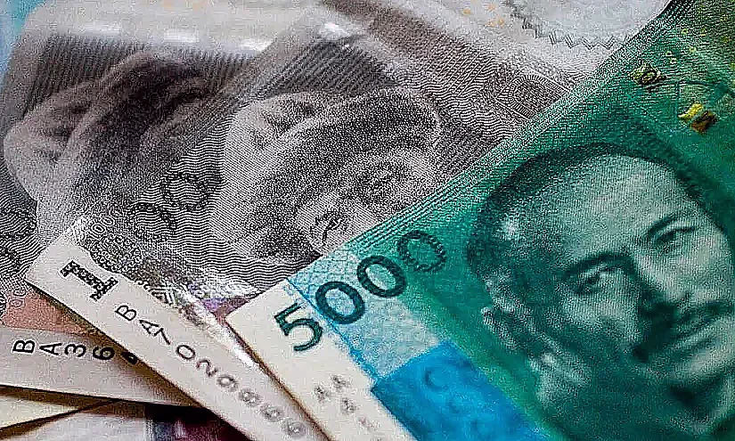 Кыргызстанда орточо айлык акы 41 миң сомдон ашты