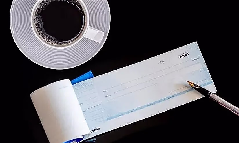 Дүмүрчөк китепчесин алуу: Кыргызстандын банктарынын талаптары