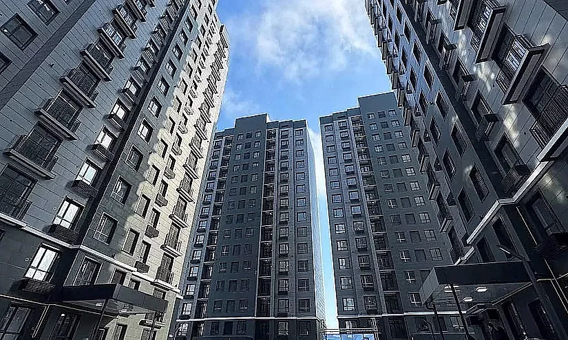 Президент ипотеканы 8% менен баштапкы төлөмсүз берүү пландалып жатканын айтты