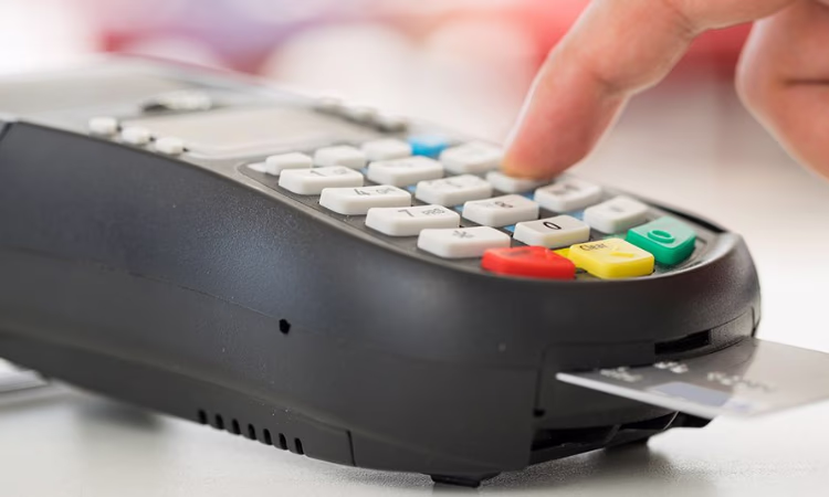 Банки КР объявили тендеры на закупку банковского оборудования