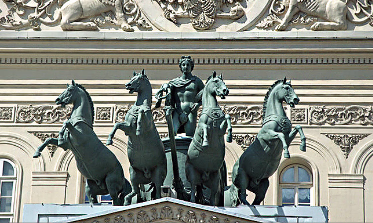 Деньги России. Квадригу Аполлона заменят другими достопримечательностями