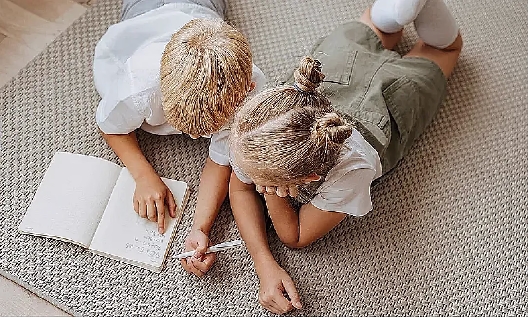 Балдардын чөнтөк акчасы: оюн, тартип жана финансылык сабаттуулук