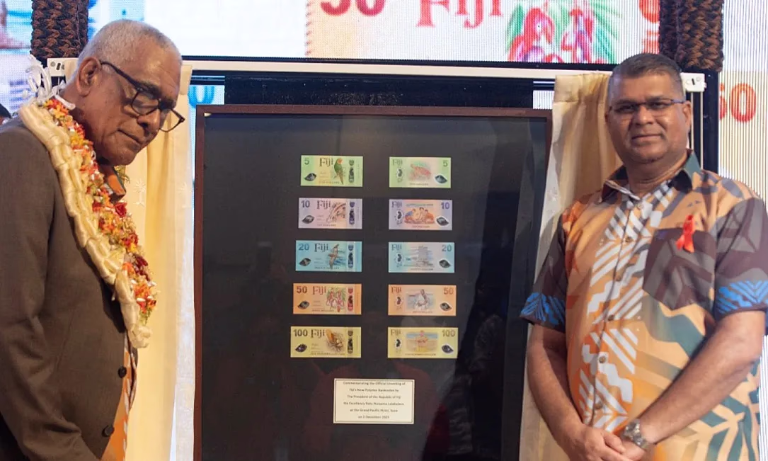 В Республике Фиджи представили новые полимерные фиджийские доллары