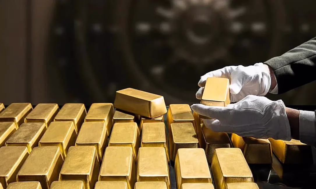 Цена на золото достигла рекордного уровня за всю историю наблюдений