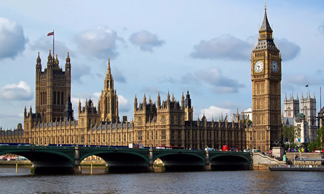 Великобритания ввела крупнейший пакет санкций: под удар попали 9 банков России